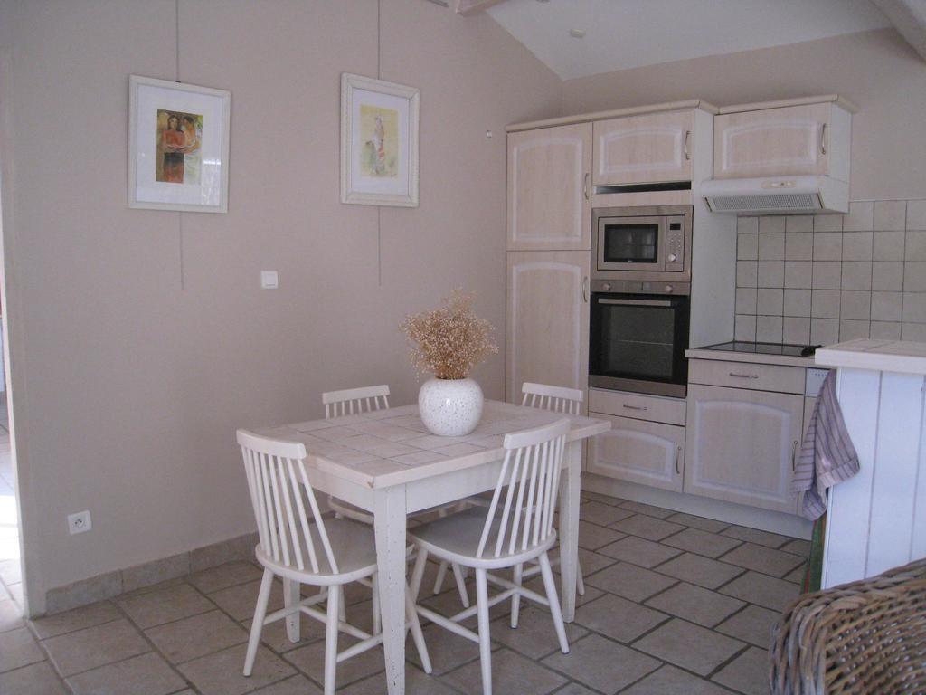 Le Clos Olives Comps  ภายนอก รูปภาพ
